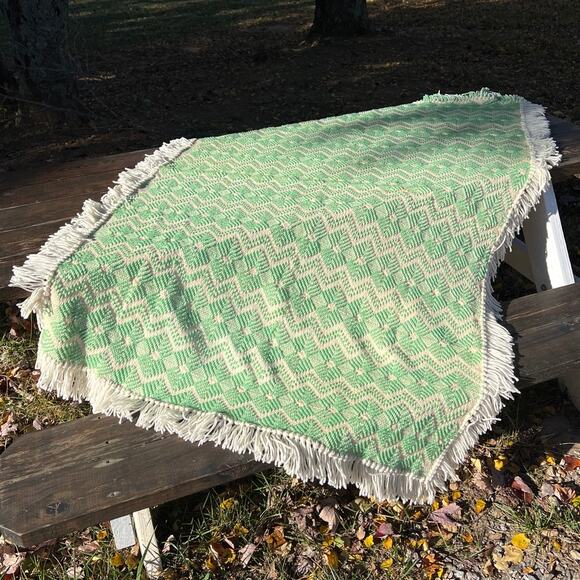 Vintage Handmade Swedish Weaving Afghan Throw Blanket Huck Embroidery 42x62" - Picture 2 of 11